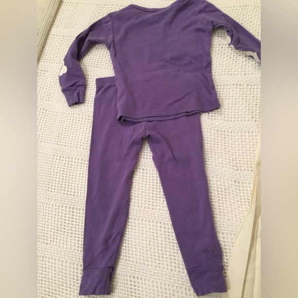 Halloween pajamas kids child’s 24 months Carters skeleton bones glows costume - Picture 2 of 5